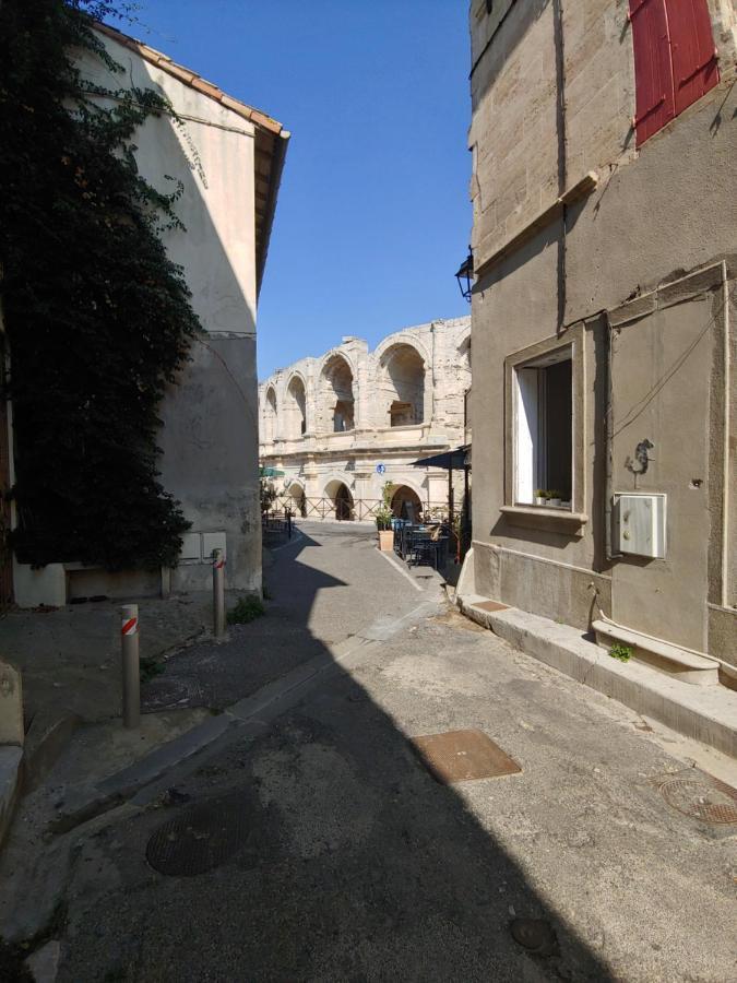 Charmante maison arlésienne à l'ombre des Arènes, de 2 à 5p Exterior foto